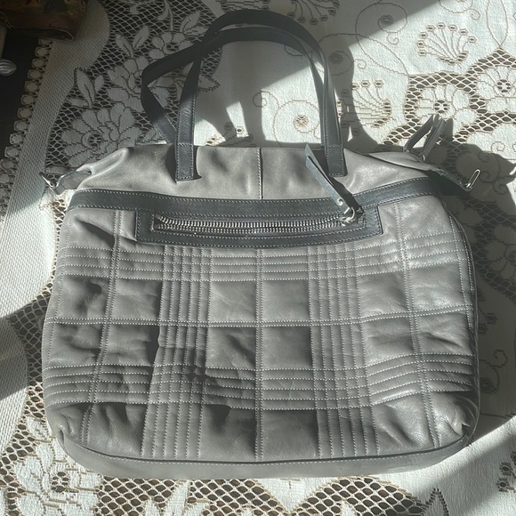Albert Bellucci Gray Black Quilt Stitched Leather & Double Zipper Very Spacious - Picture 1 of 12
